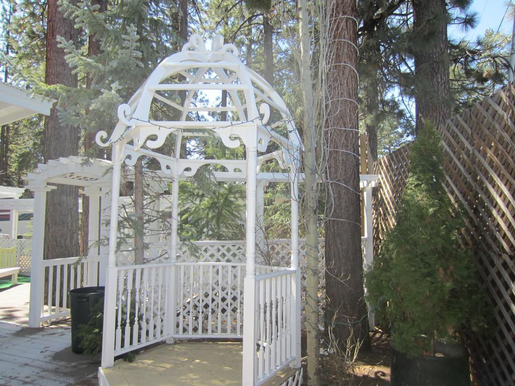 Tahoe Chalet Inn, The Theme Inn Lake Tahoe Bagian luar foto