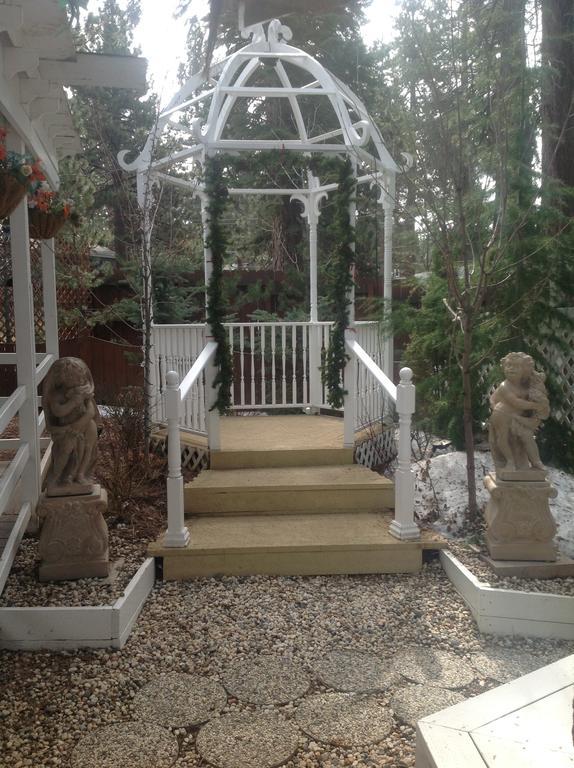 Tahoe Chalet Inn, The Theme Inn Lake Tahoe Bagian luar foto